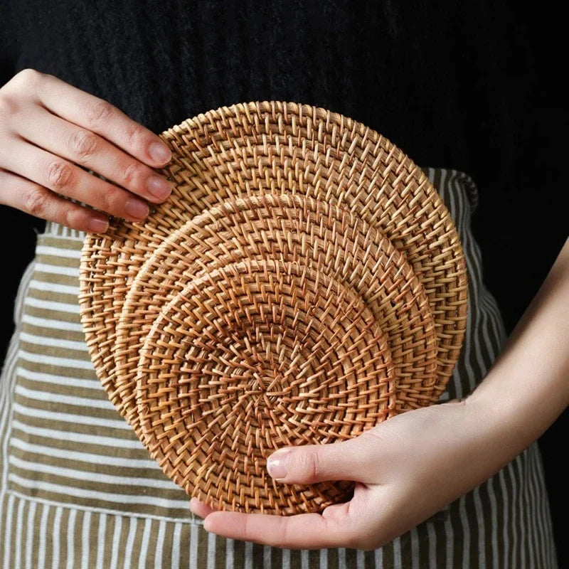 Handmade Round Rattan Insulated Table Mats Household Kitchen Heat Resistant Scald Resistant Dining Table Placemats Coasters