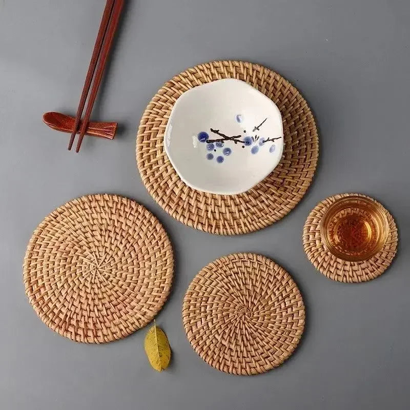 Handmade Round Rattan Insulated Table Mats Household Kitchen Heat Resistant Scald Resistant Dining Table Placemats Coasters